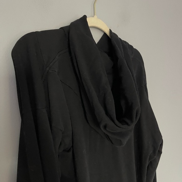 Emma & Sam black hoodie M - Picture 3 of 5